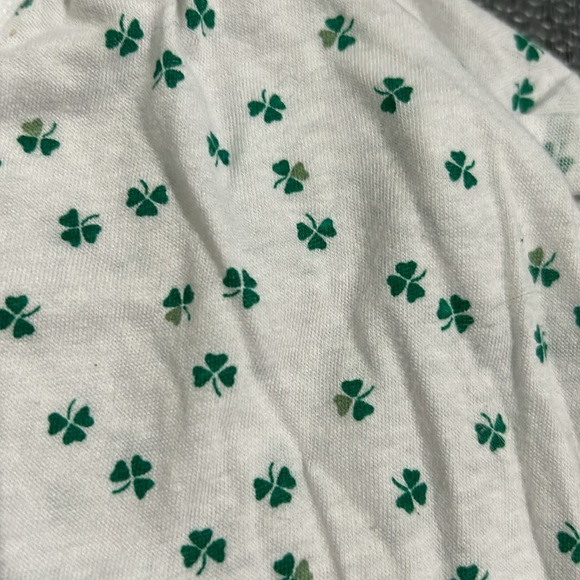 C & C California, cute Shamrock t shirt, women’s size small - Picture 2 of 2